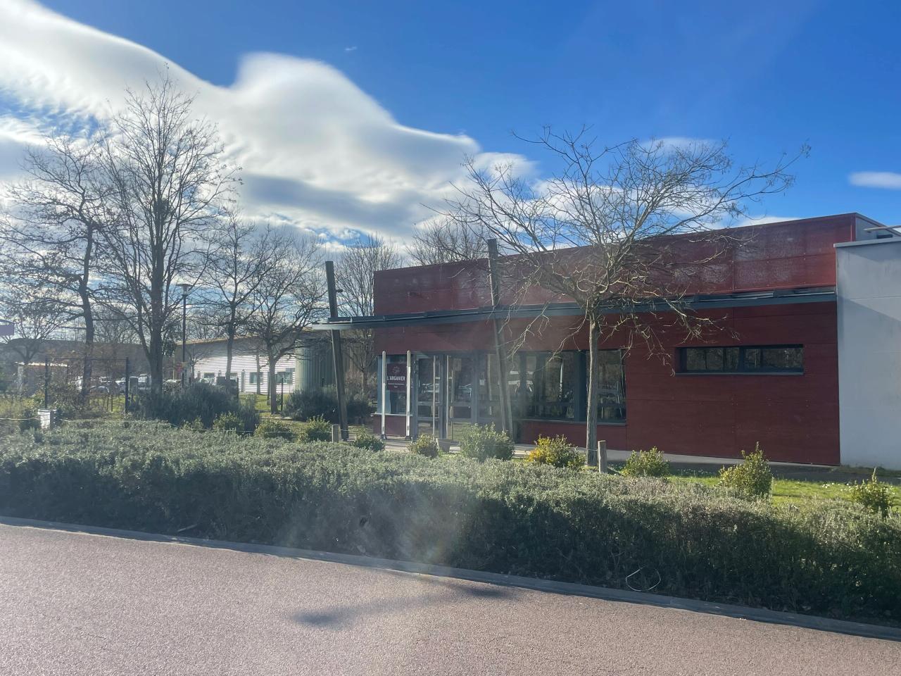 Bureau Olivet 650m² Location bureau Olivet Loiret OLBUR2530907 0